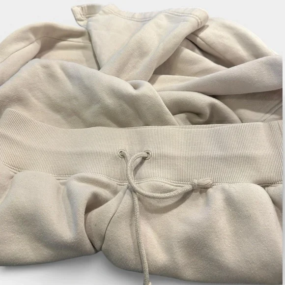 Nike Women’s Cream High Waisted Wide Leg Sweatpants Large - Picture 7 of 7